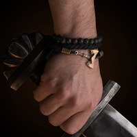 Bracelet viking hache bronze ou argent double côté corde noire
